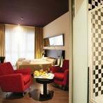 Hotel Avenida Gran Via room
